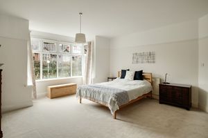 Bedroom- click for photo gallery